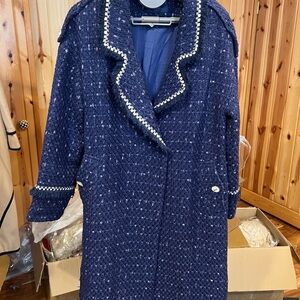 Chic Navy Blue Women's Blazer with Trim.